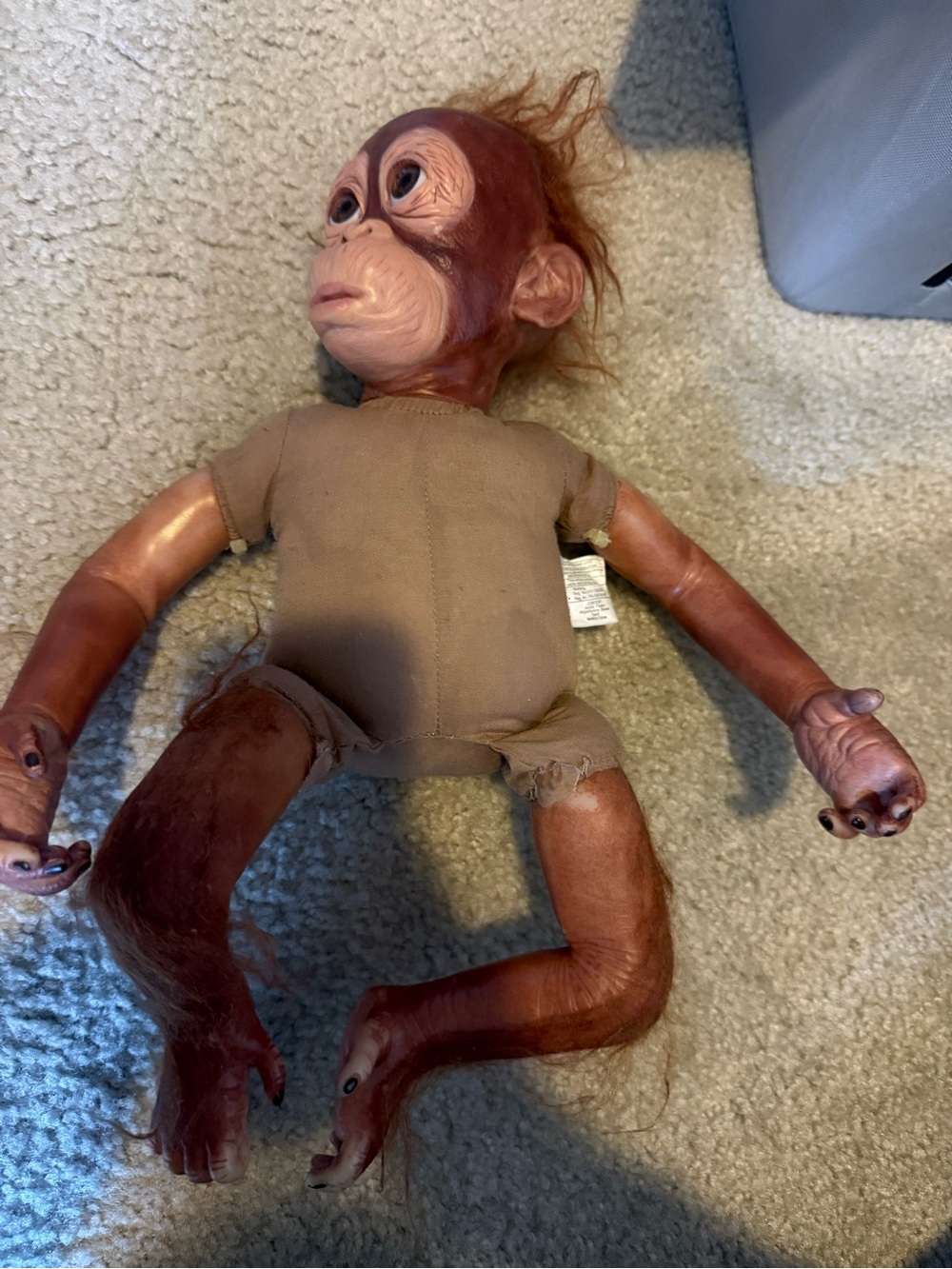 Ashton -Drake Realistic Baby Monkey Doll set - Picture 9 of 9